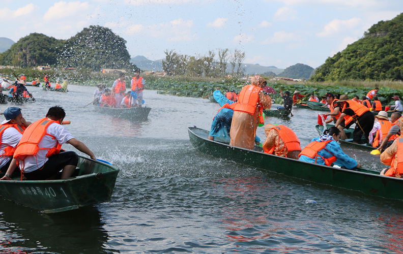 泼水之旅进行时！